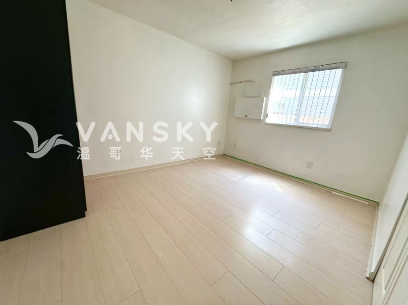 250609163701_bedroom 1.jpg